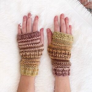 NWT Handmade Knit Earthy Fingerless Gloves